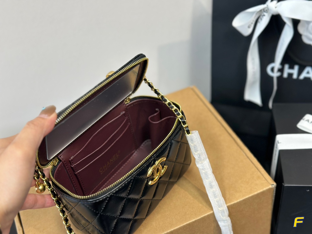 Chanel vanity bag