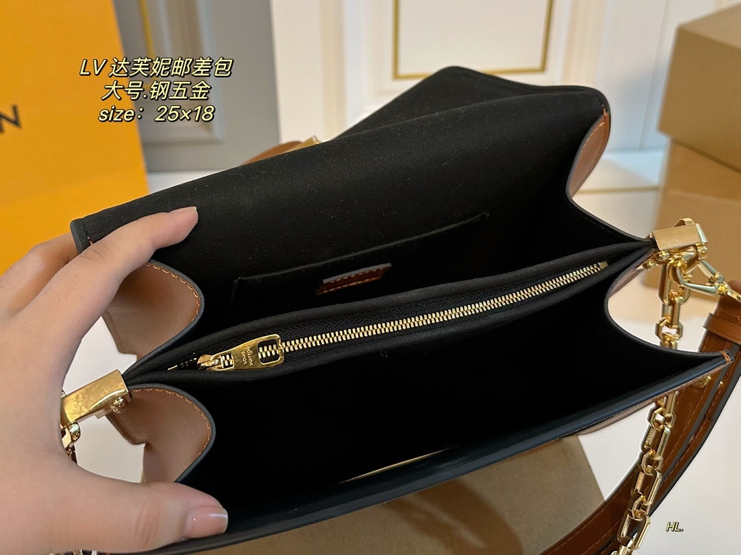 LV Classic Series Dauphine