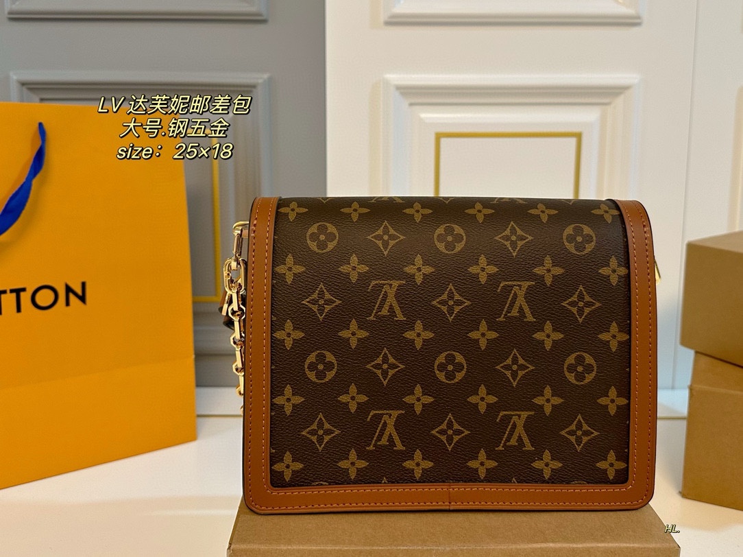 LV Classic Series Dauphine