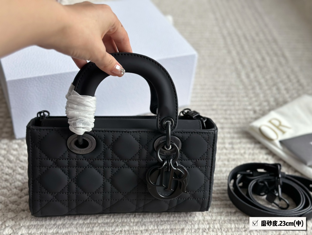 Dior lady-ioy matte leather