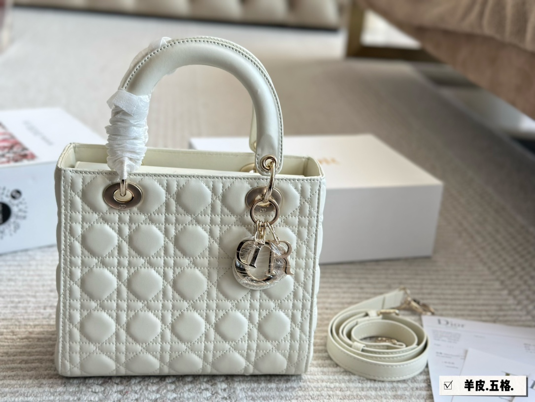 Dior lady d cream white