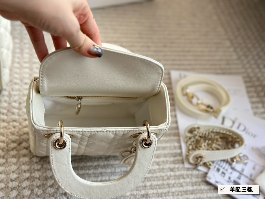 Dior lady d cream white