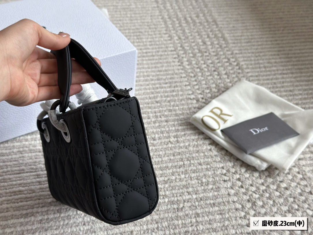 Dior lady-ioy matte leather