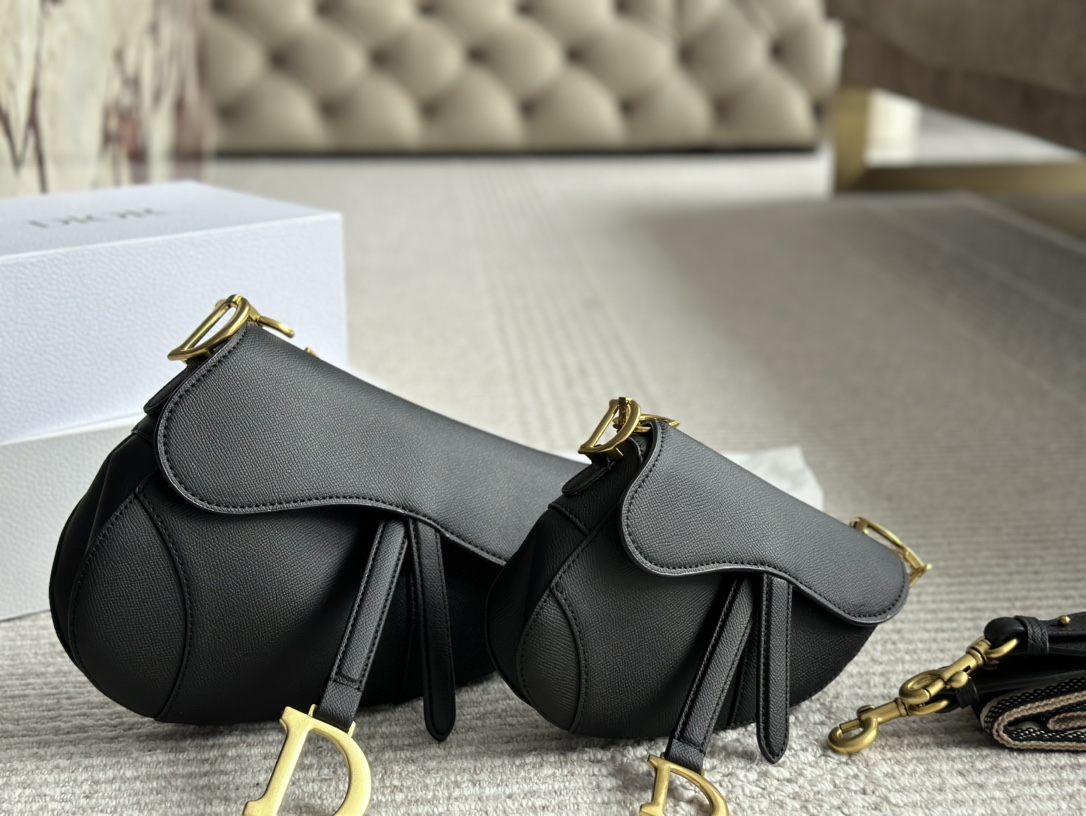 Dior Saddle Bag Black Gold