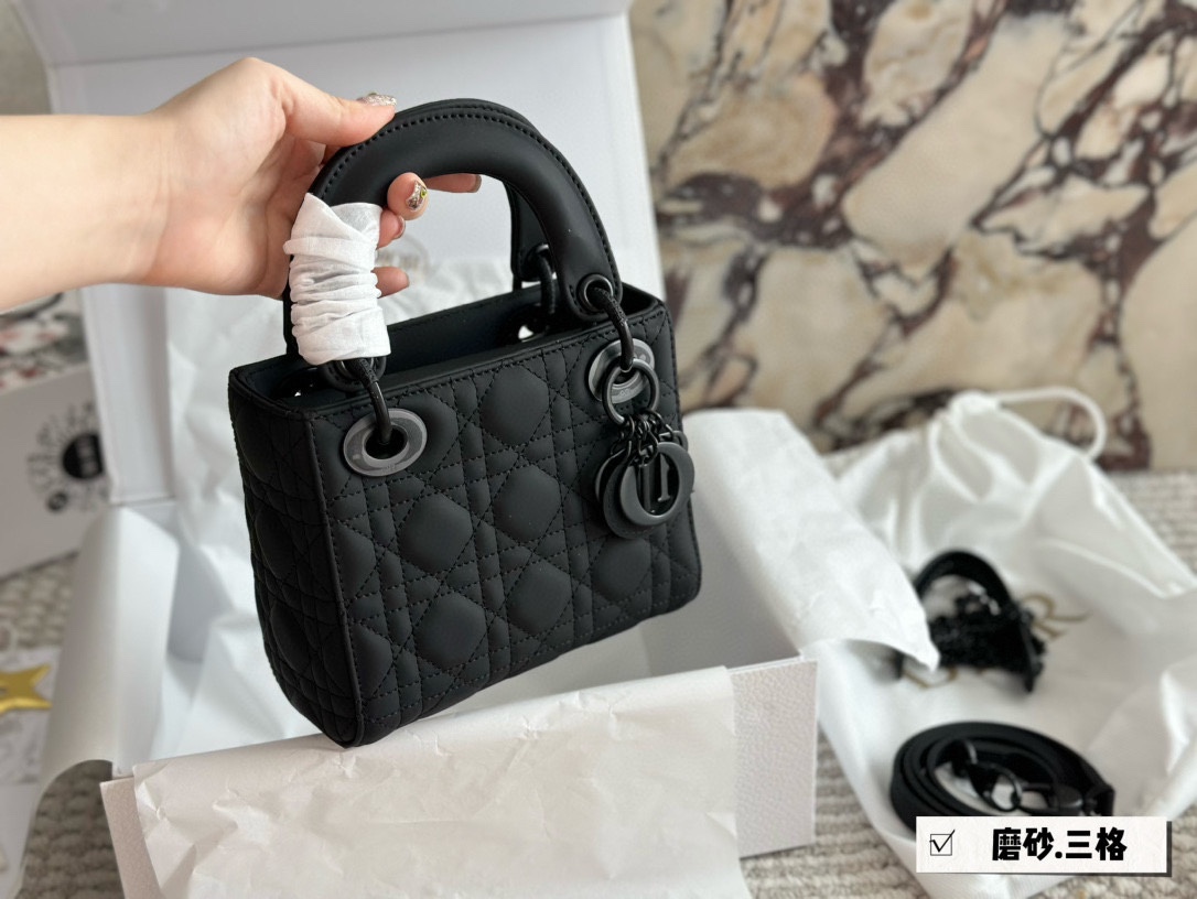 Dior Princess Diana matte model