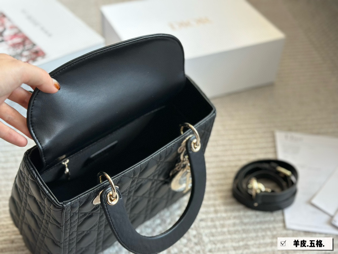 Dior lady d black