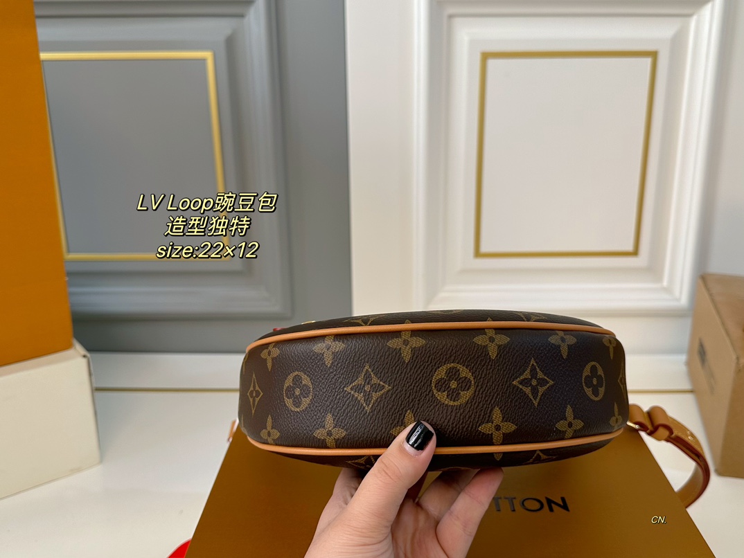 Lv mini loop bag