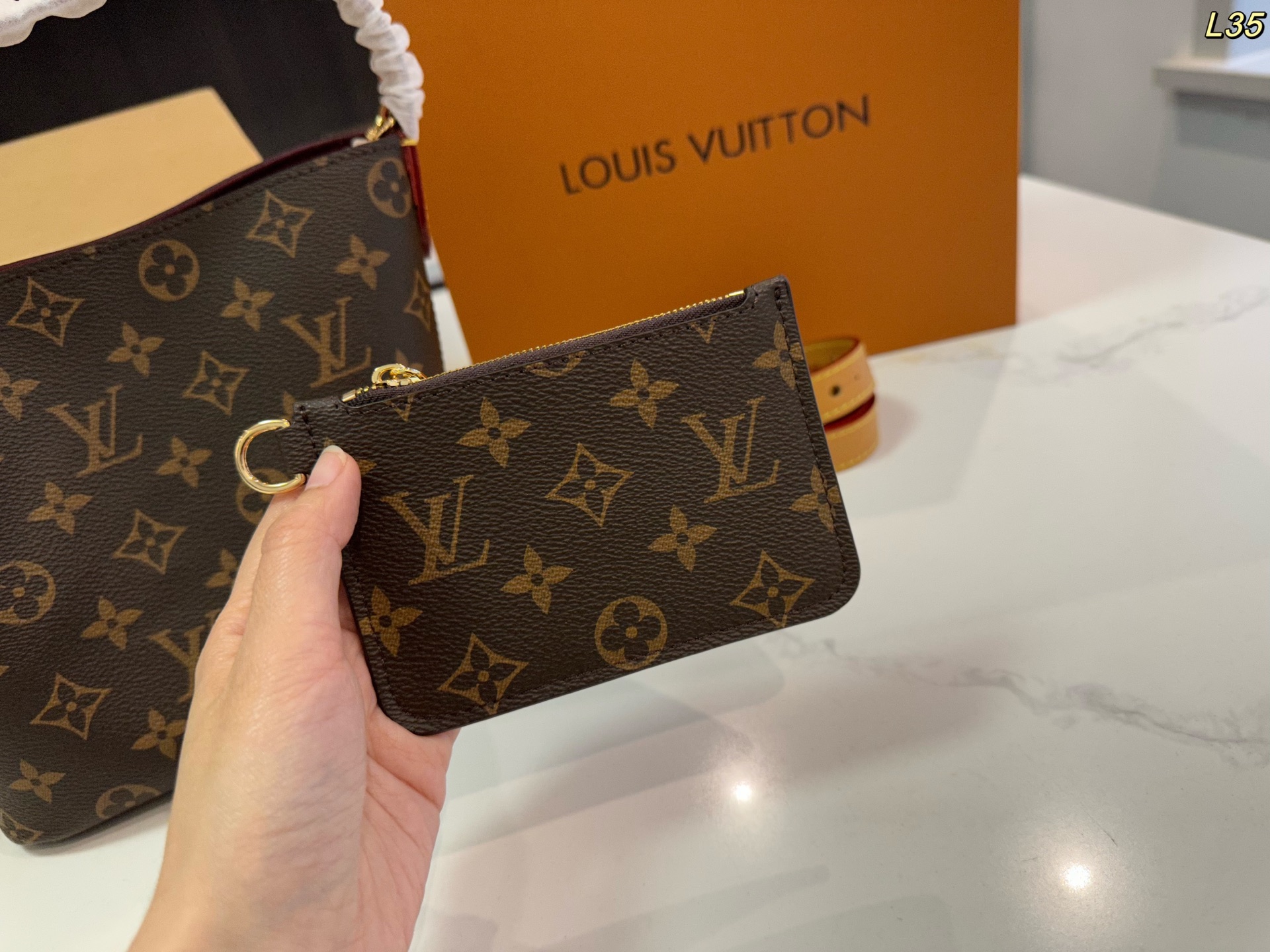 LV Bucket Bag All in BB