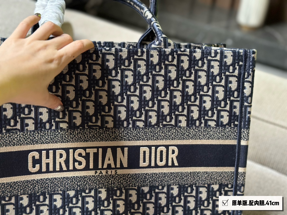 dior tote bag