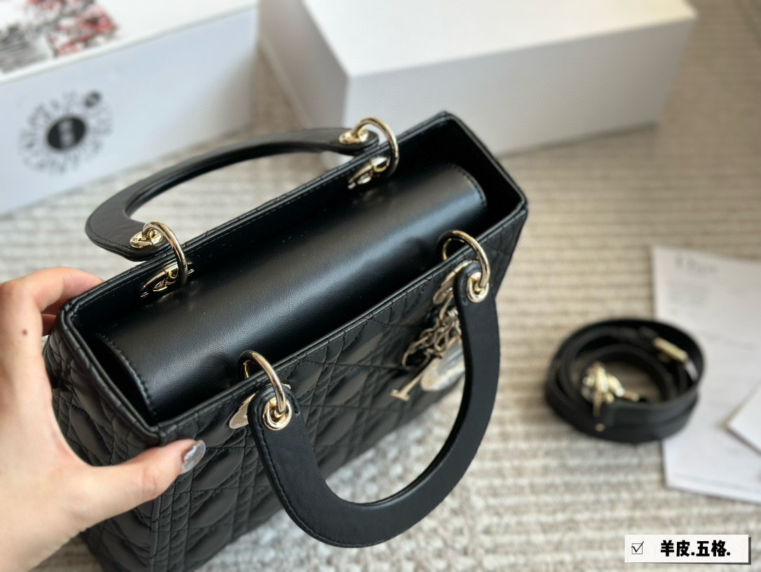 Dior lady d black