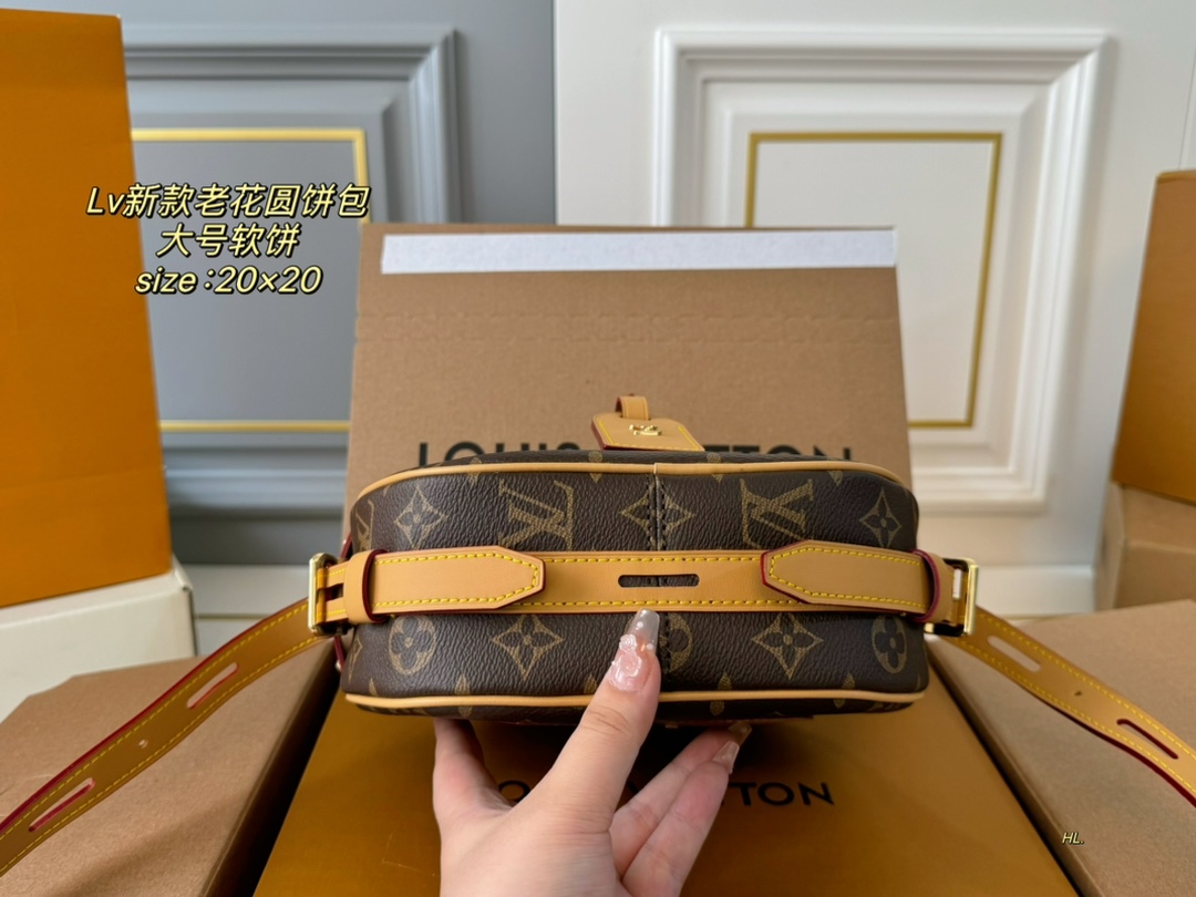 LV new monogram round bag