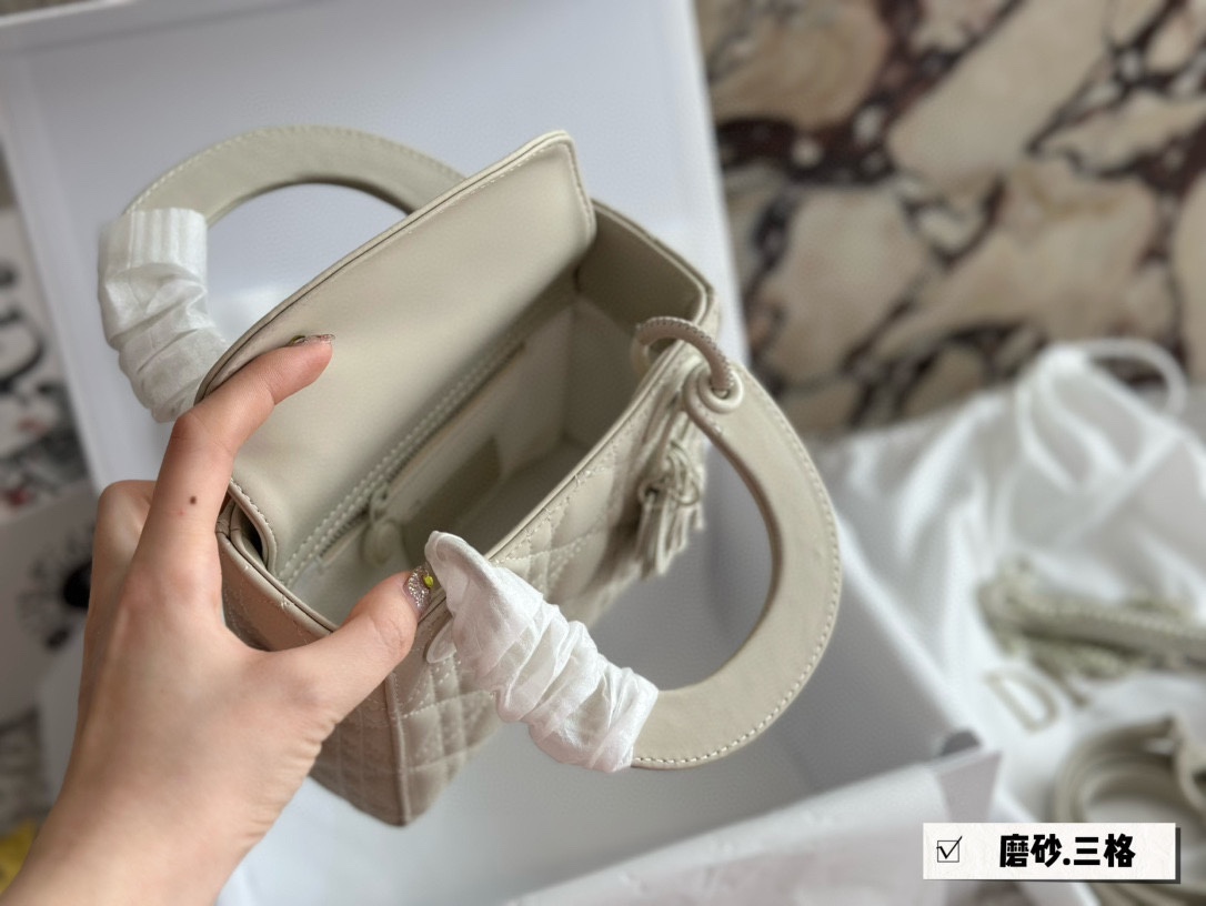 Dior Princess Diana matte model