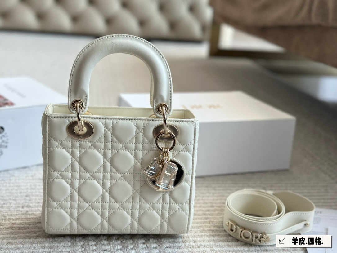 Dior lady d cream white