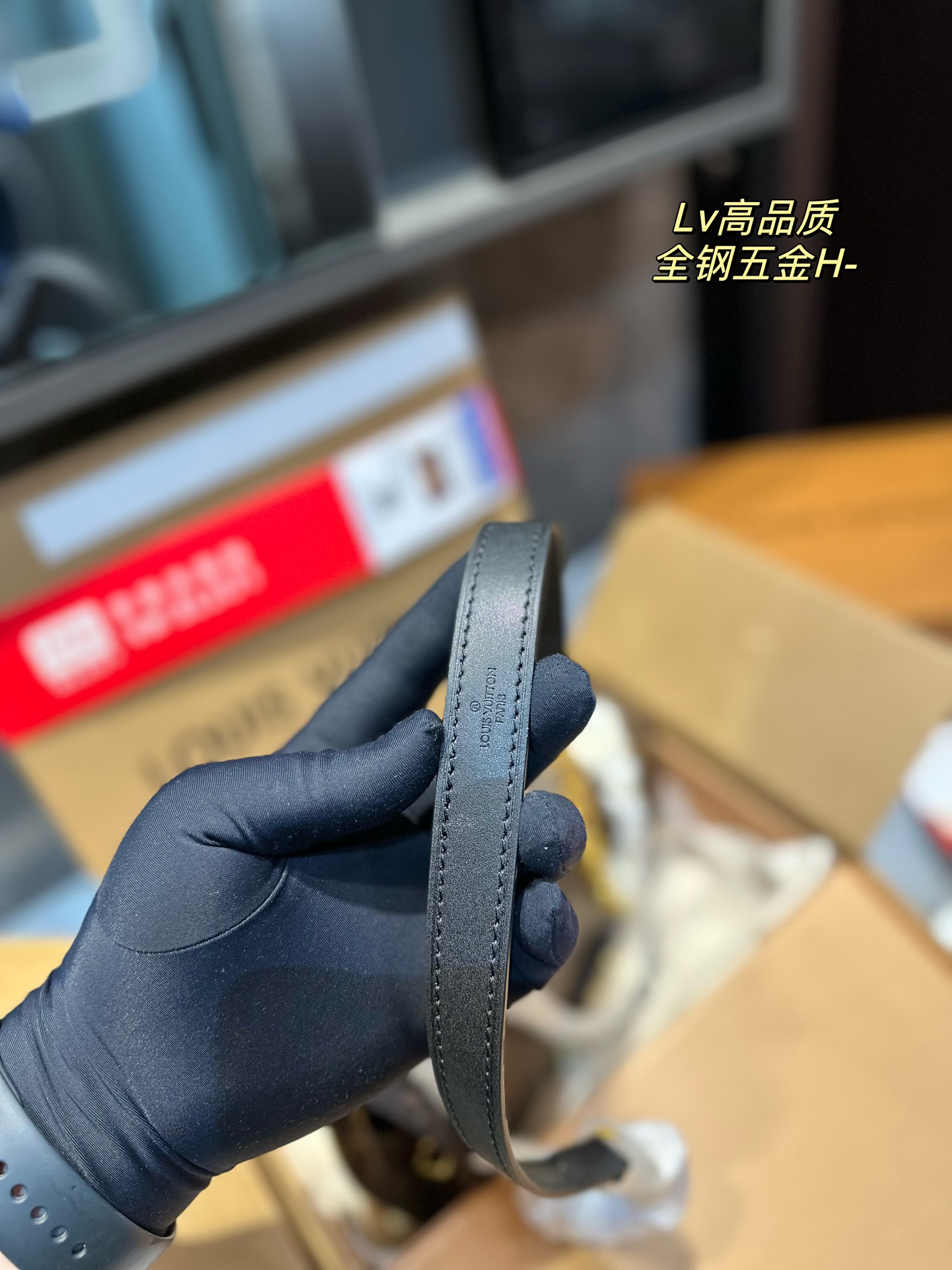 LV new Pochette Metis