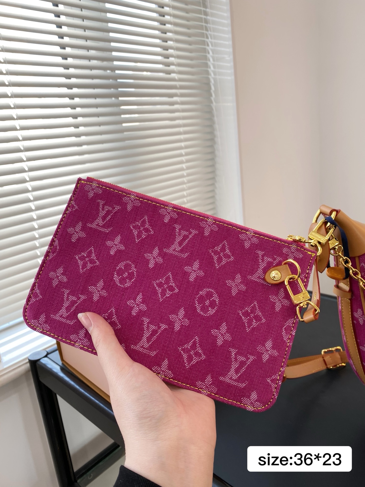 LV large pea bag