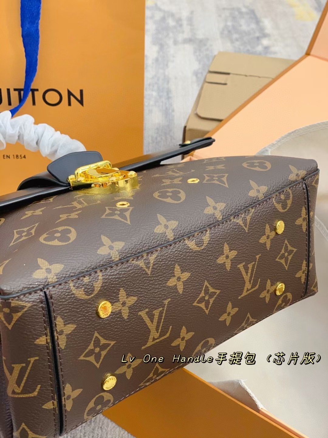 Lv one handle