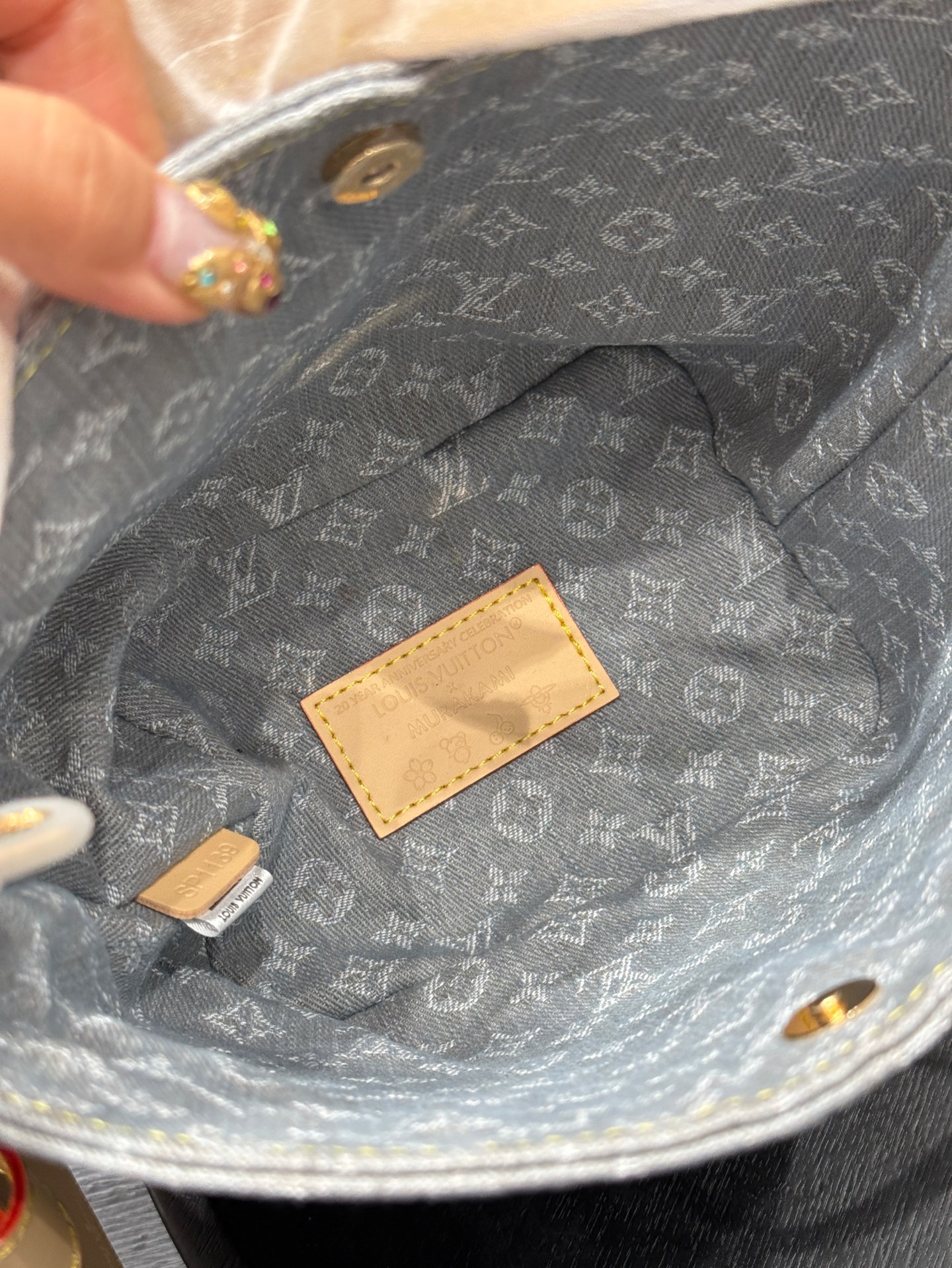 Lv allinbb bucket bag