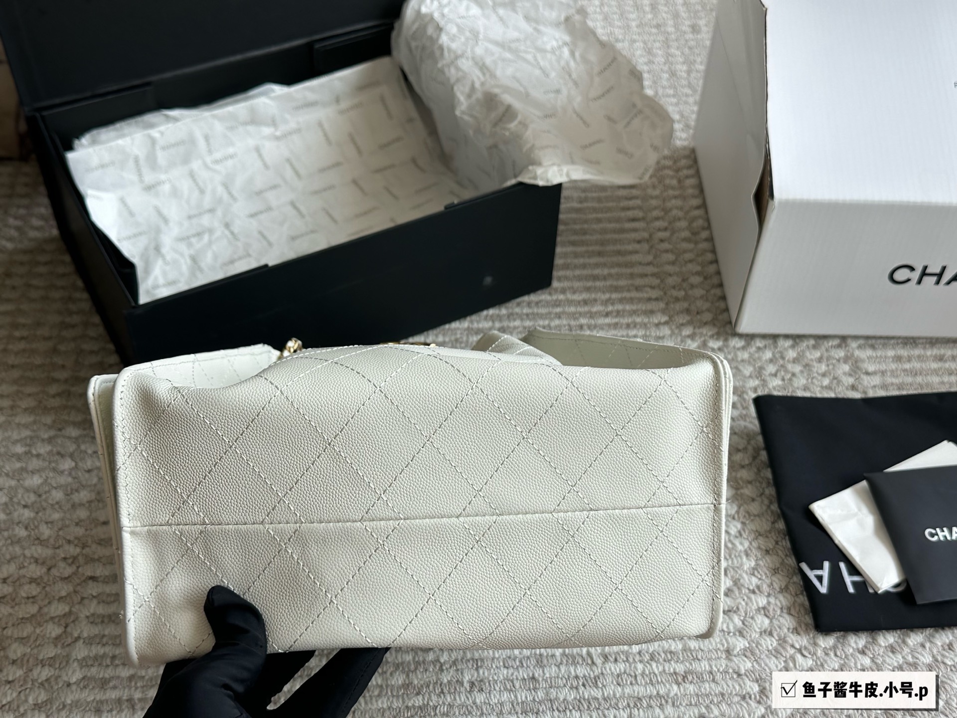 Chanel 25s hobo small