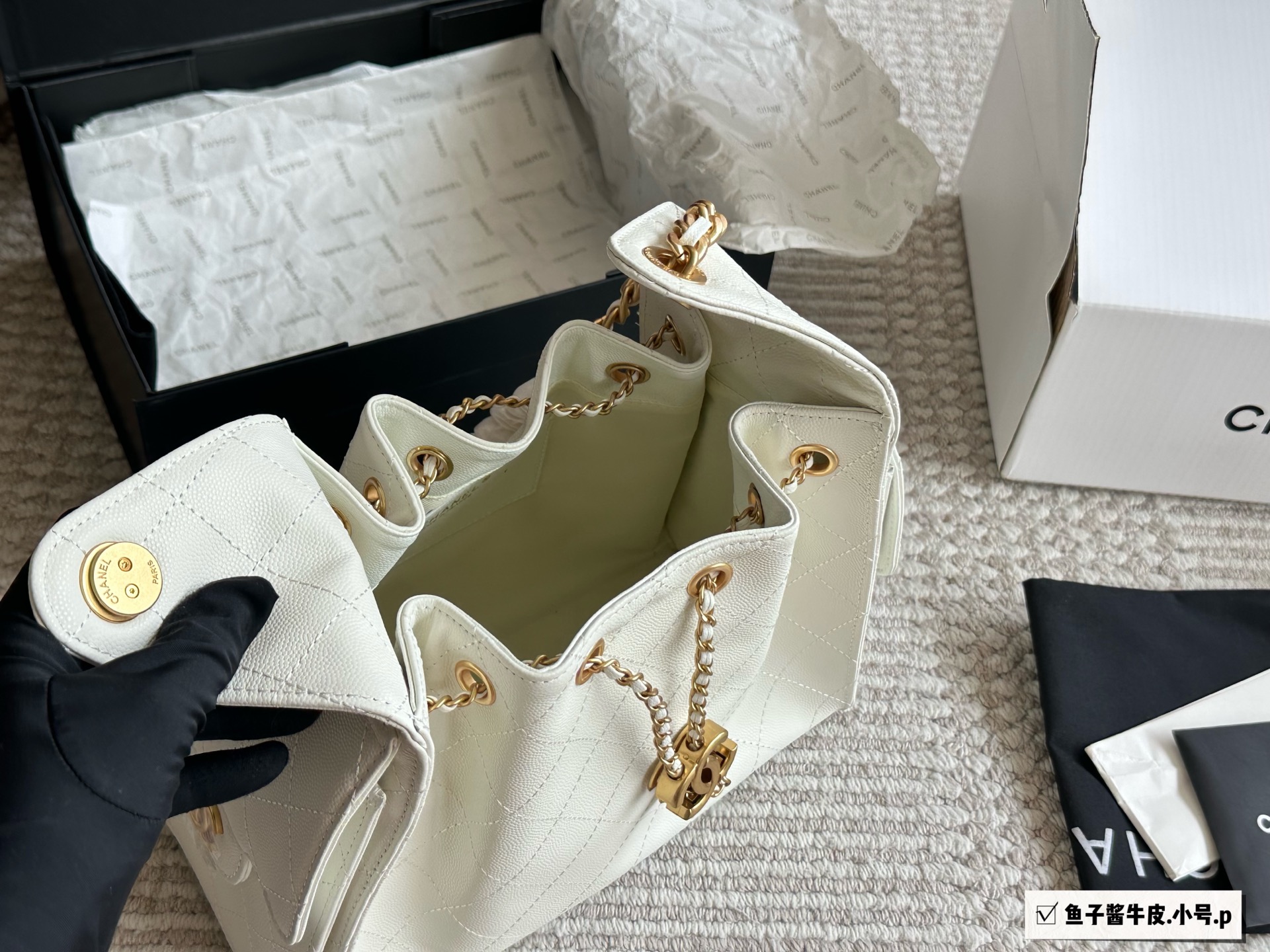 Chanel 25s hobo small