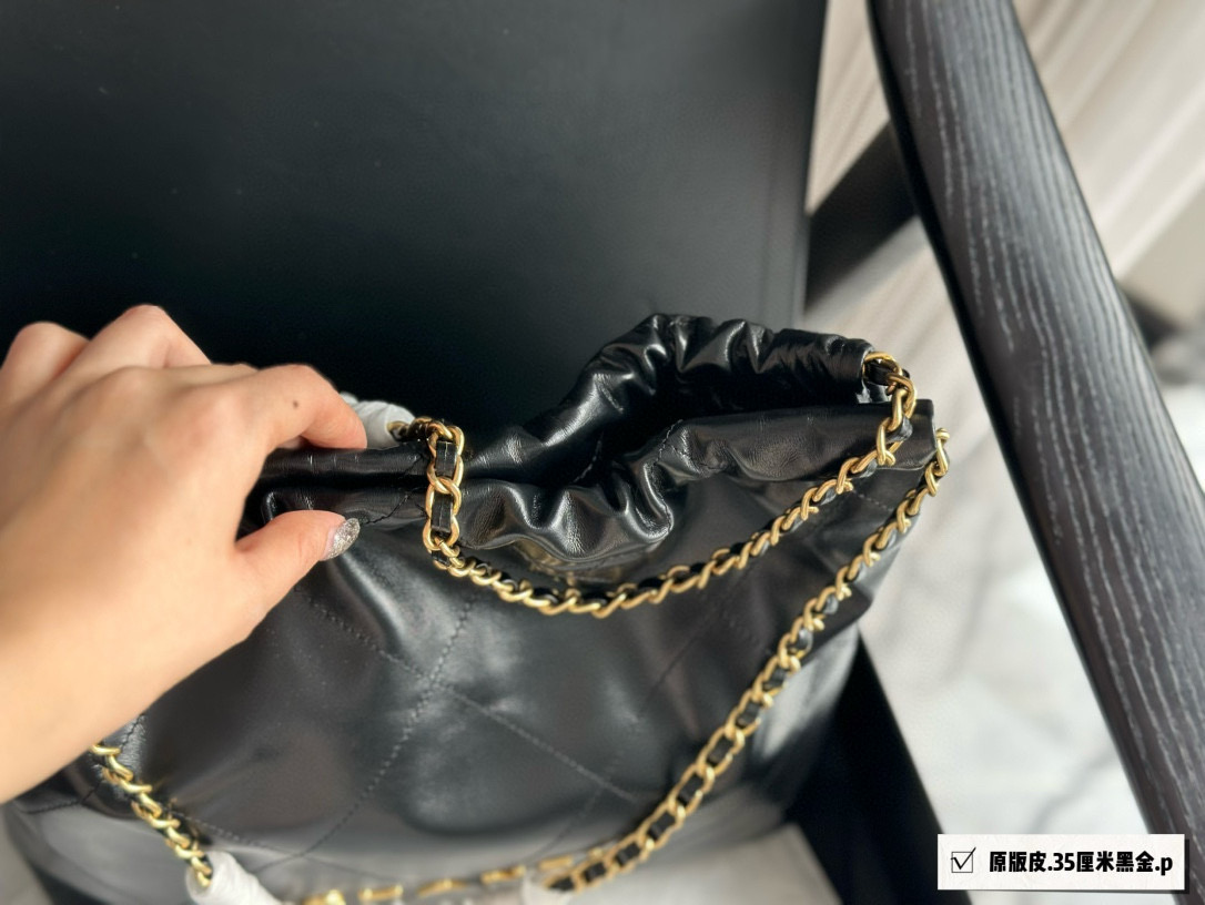 Chanel 22bag golden