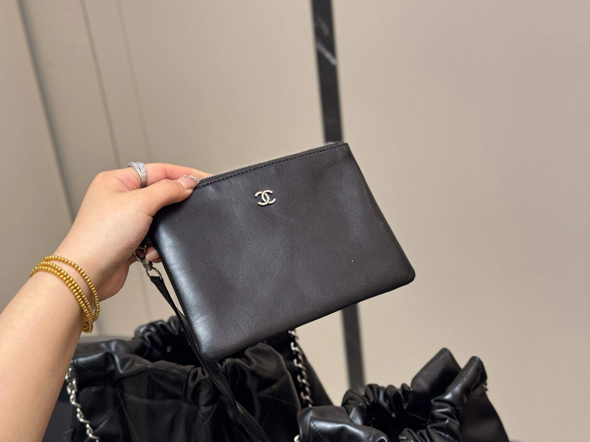 chanel 22 bag sliver hardware