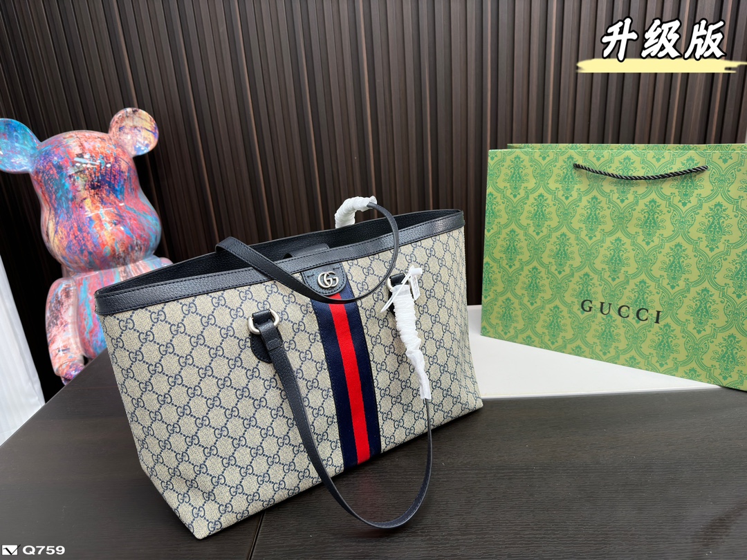 Gucci tote bag