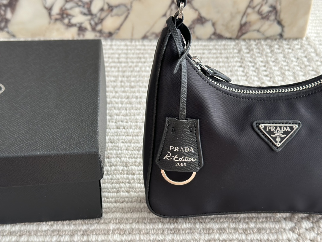 Prada hobo
