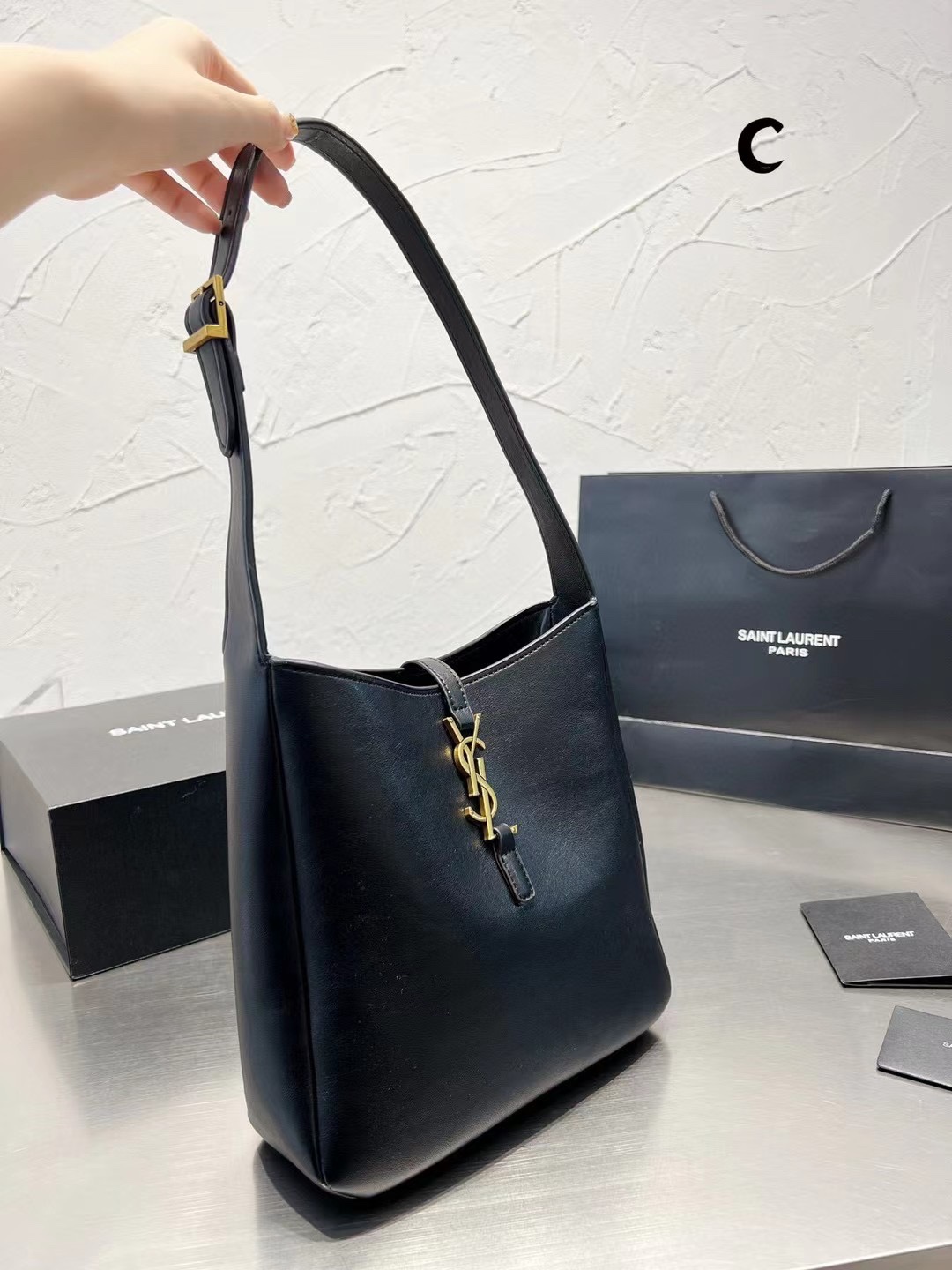 Ysl hobo