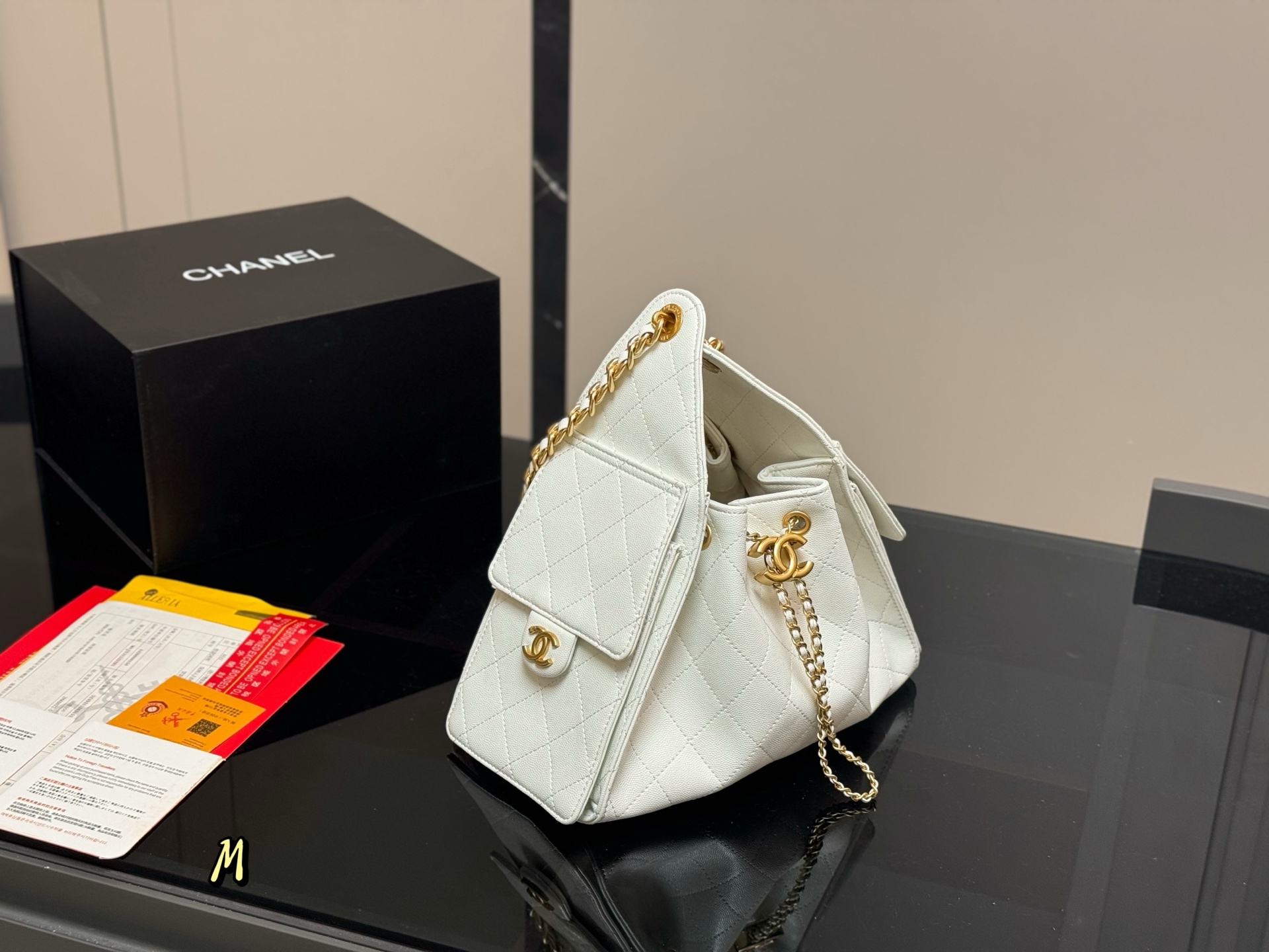 Chanel 25bag white small sizes