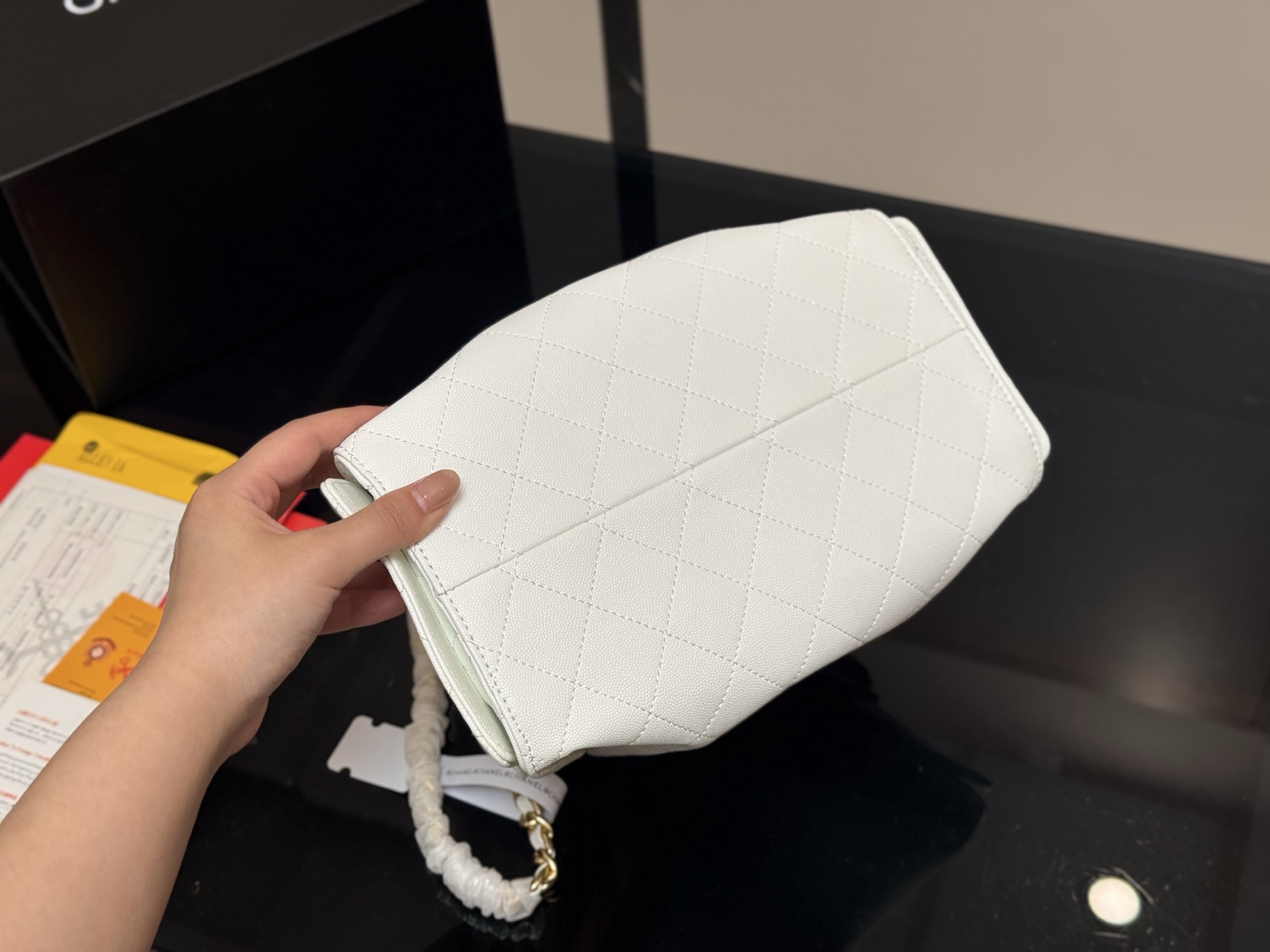 Chanel 25bag white small sizes