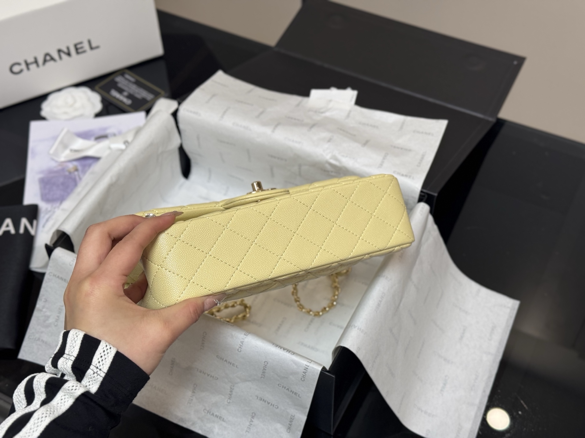 Chanel  CF yellow Caviar 23
