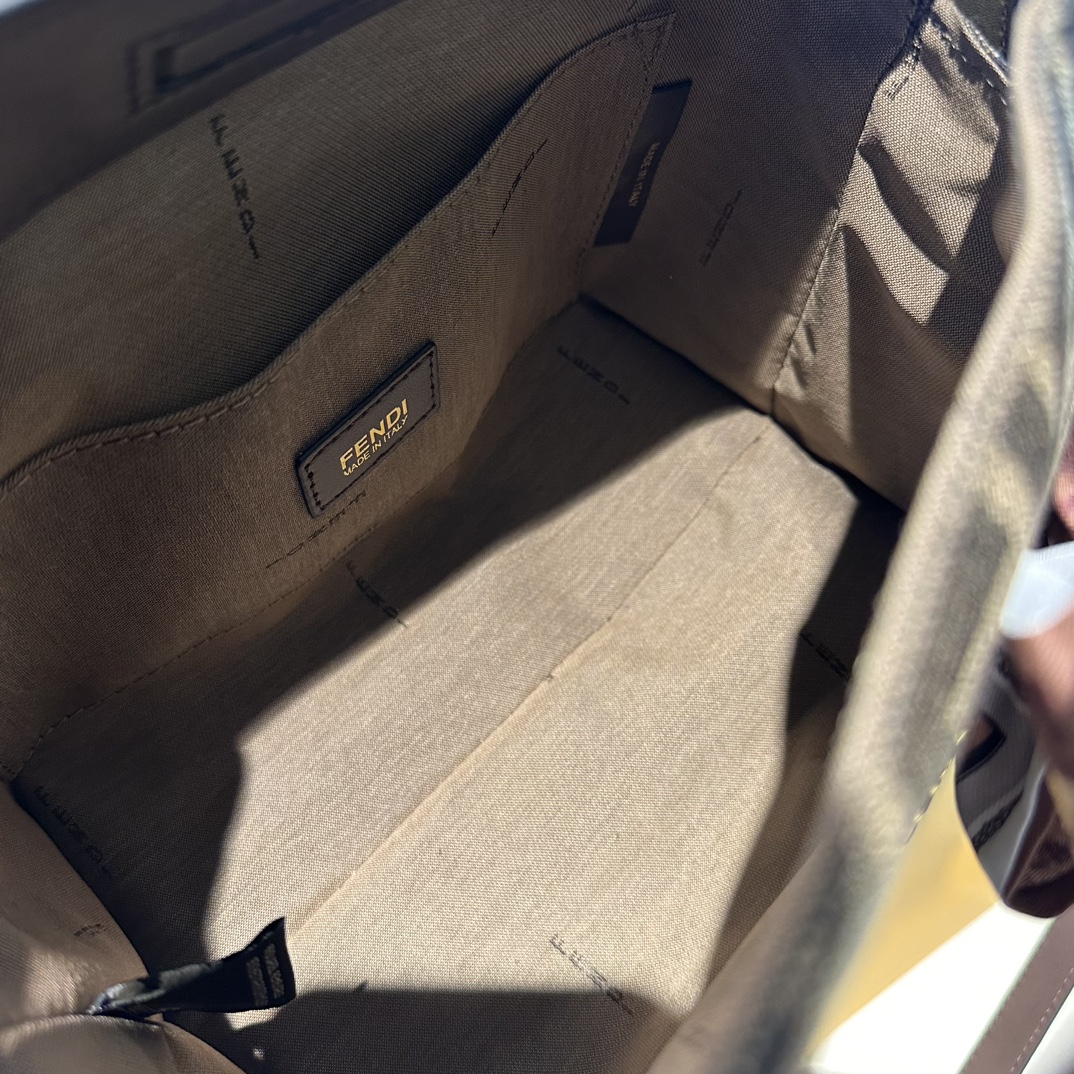 fendi Boston bag