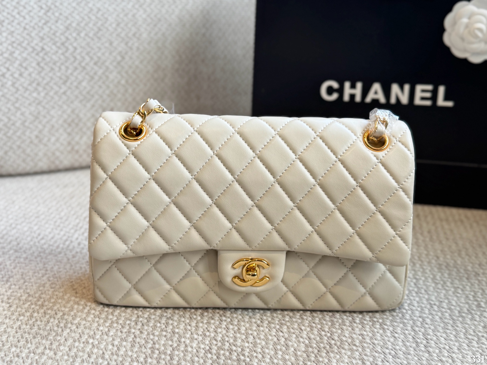 Chanel cf Sheepskin 25