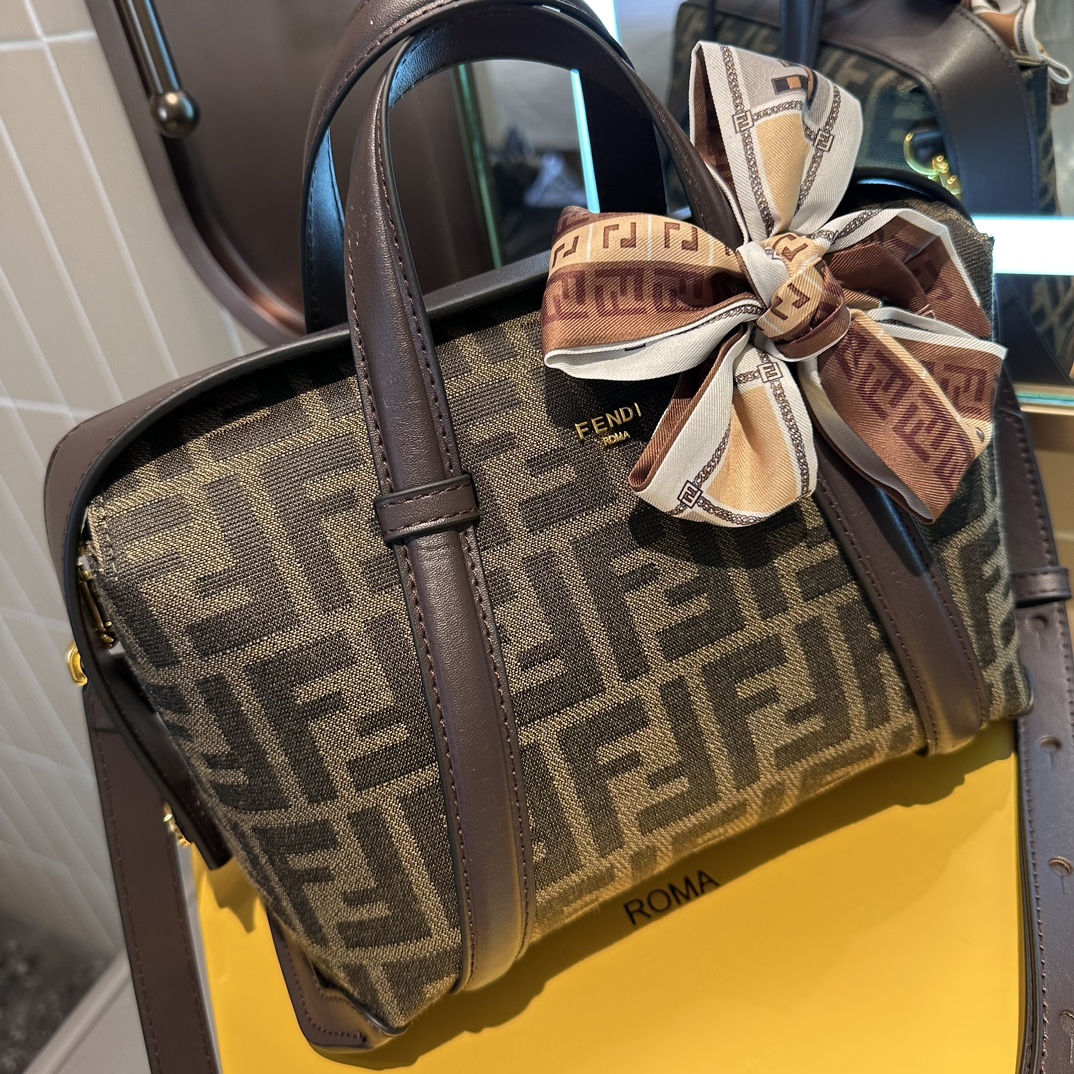 fendi Boston bag