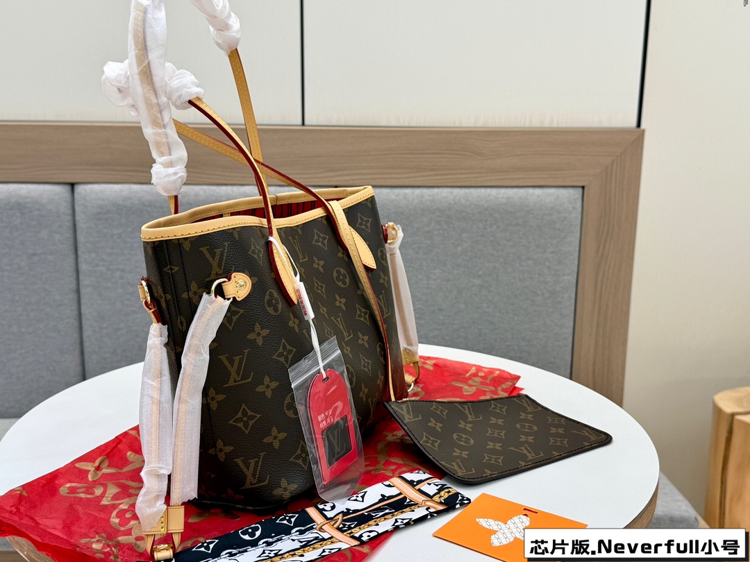 lv neverfull pm