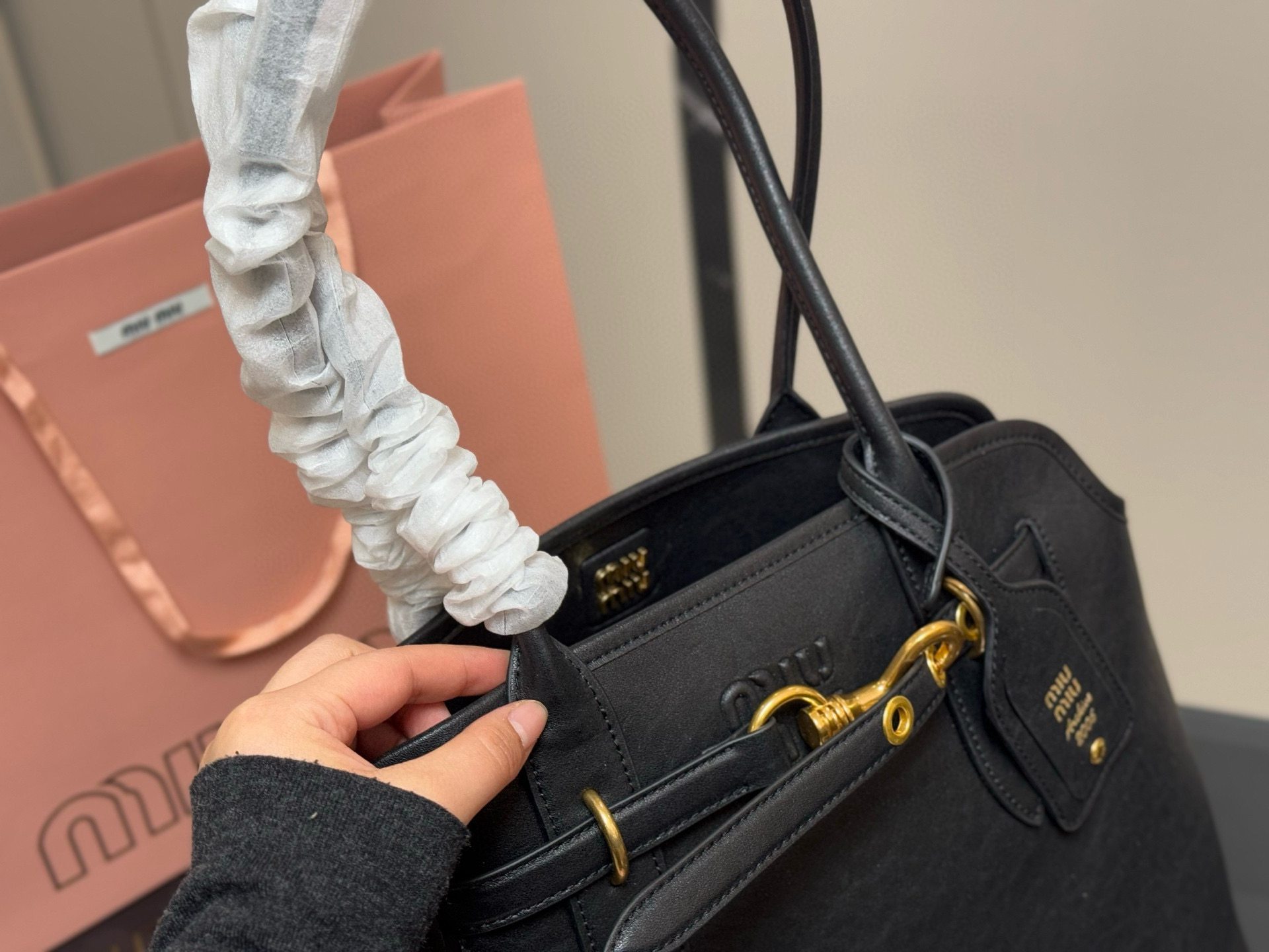 Second-hand tote bag