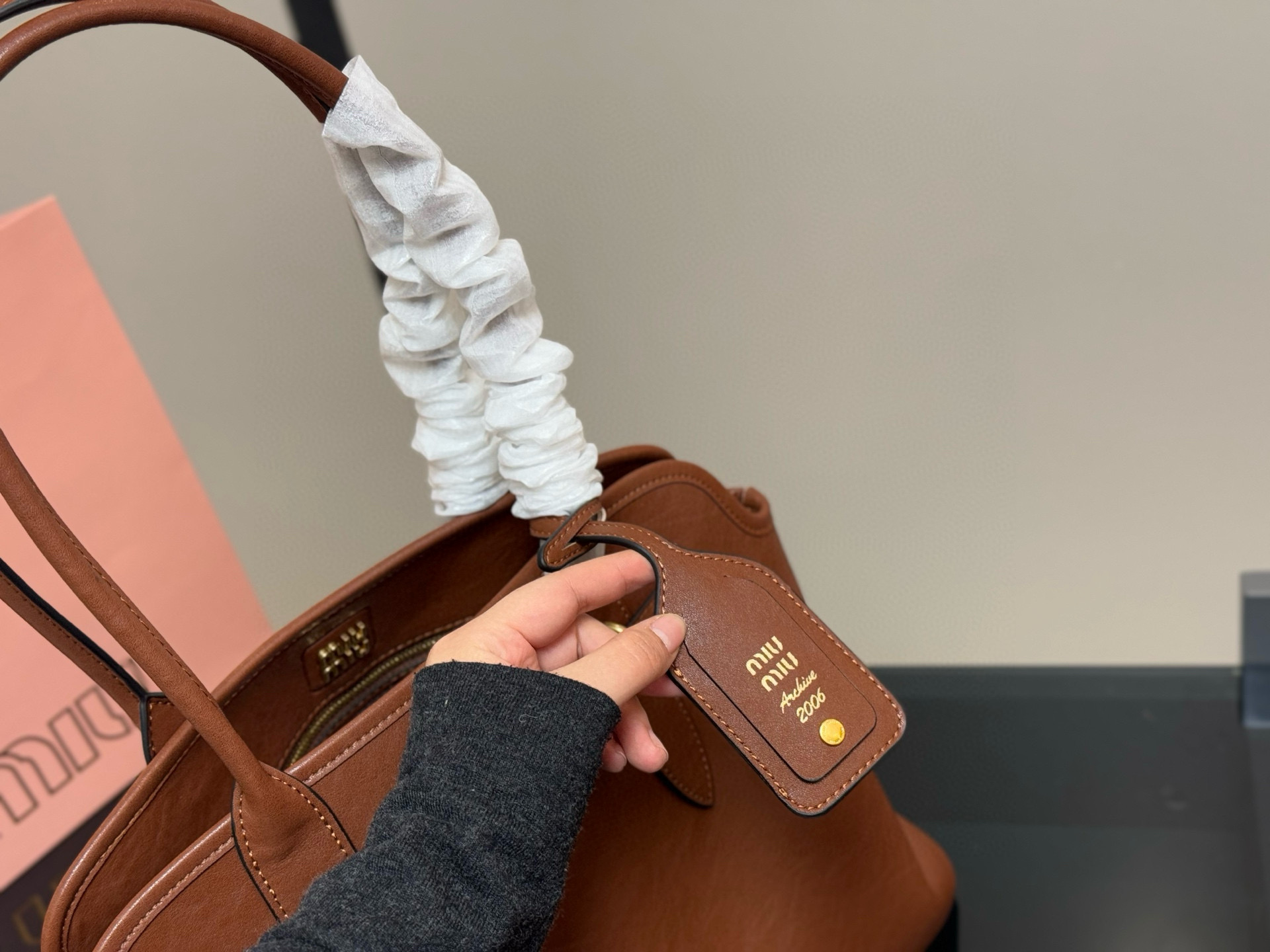 Second-hand tote bag