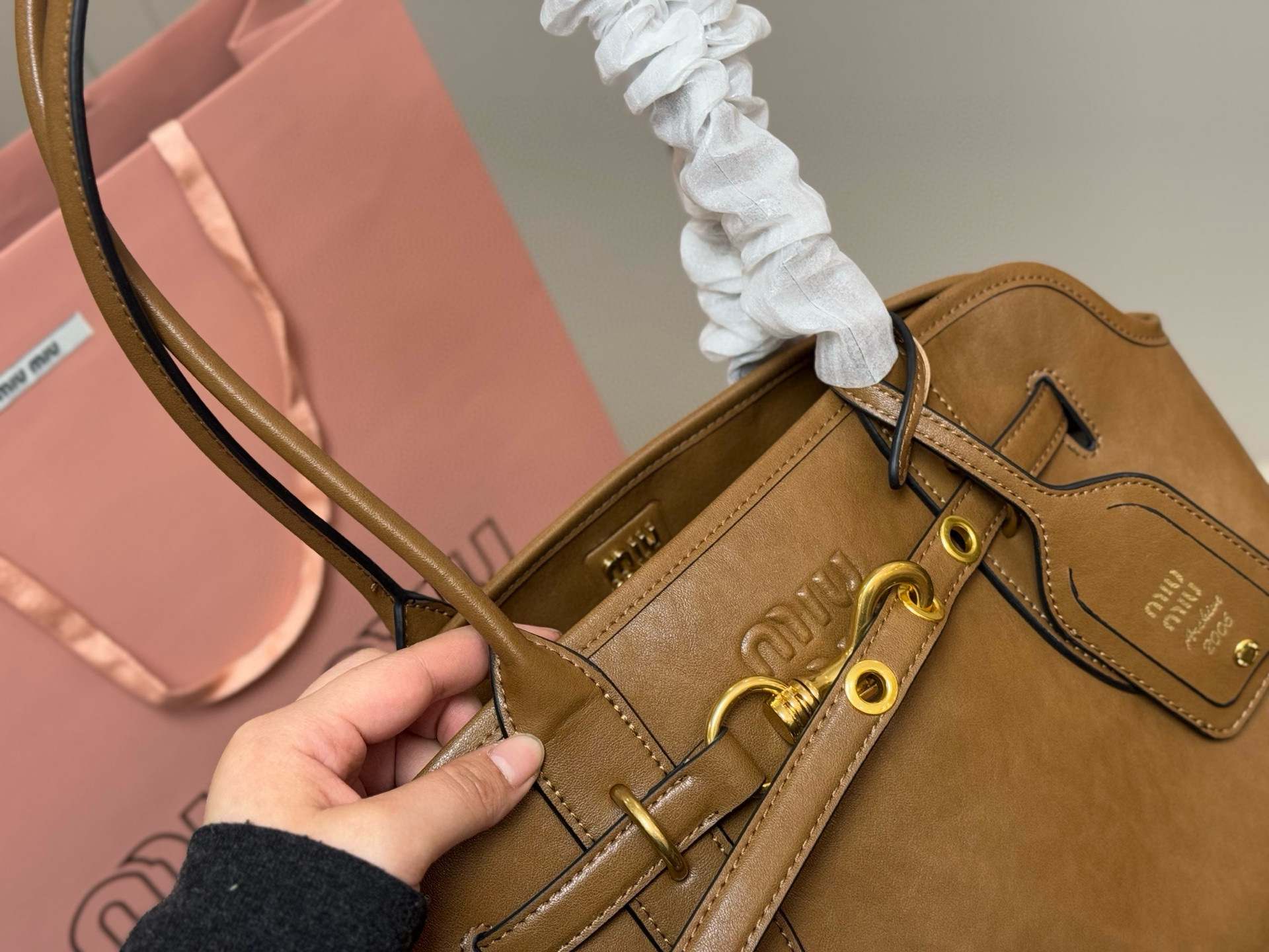 Second-hand tote bag