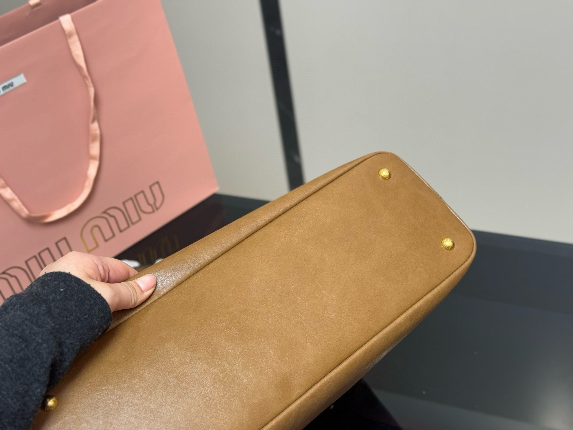 Second-hand tote bag