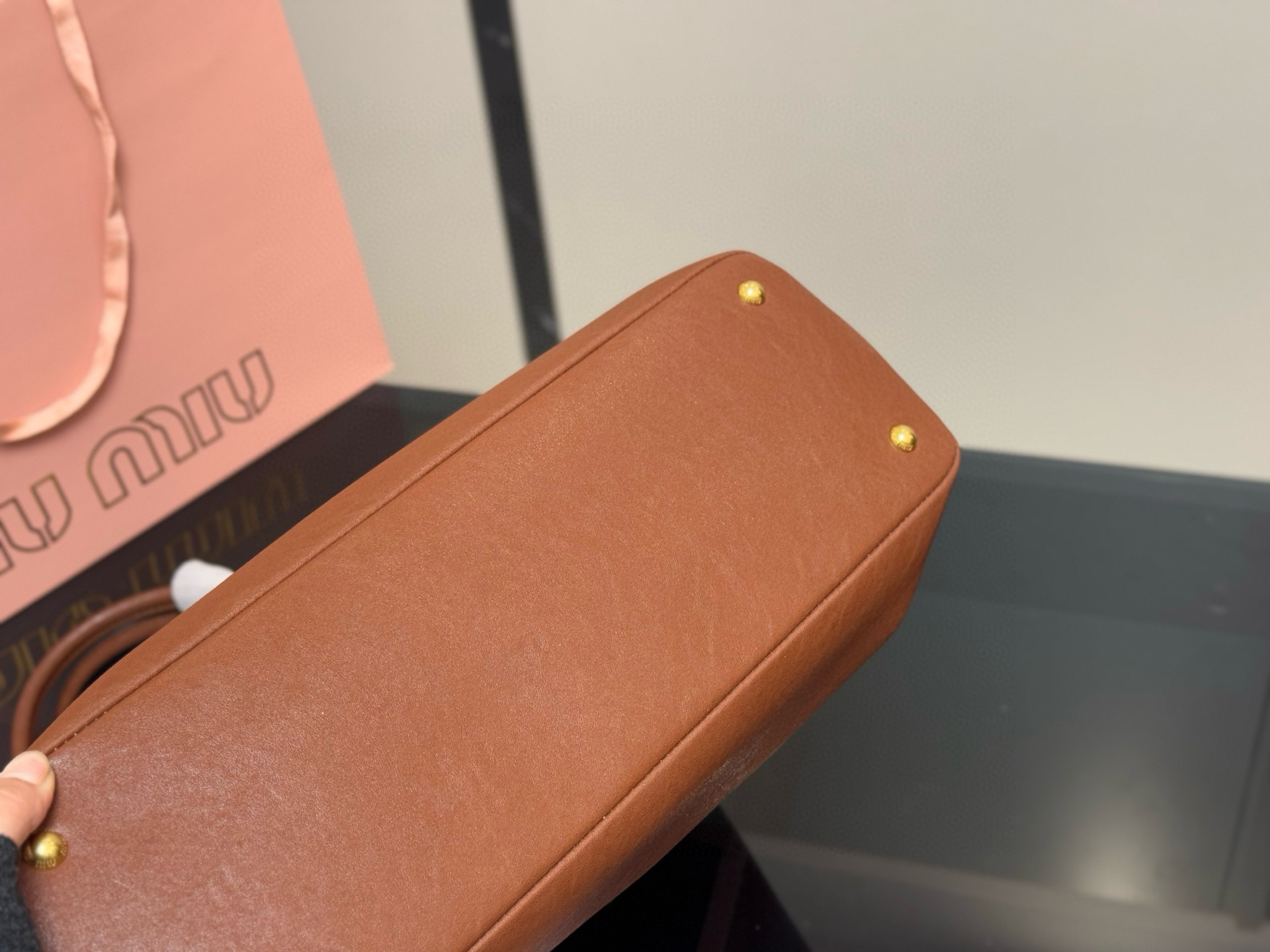 Second-hand tote bag