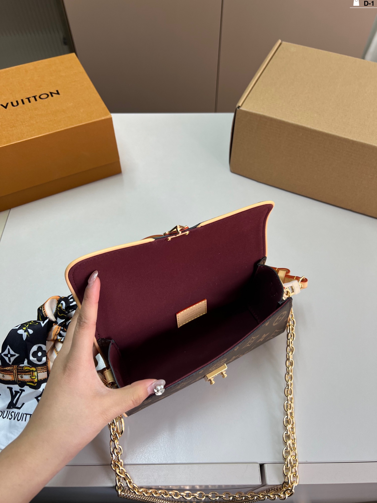 pochette camille