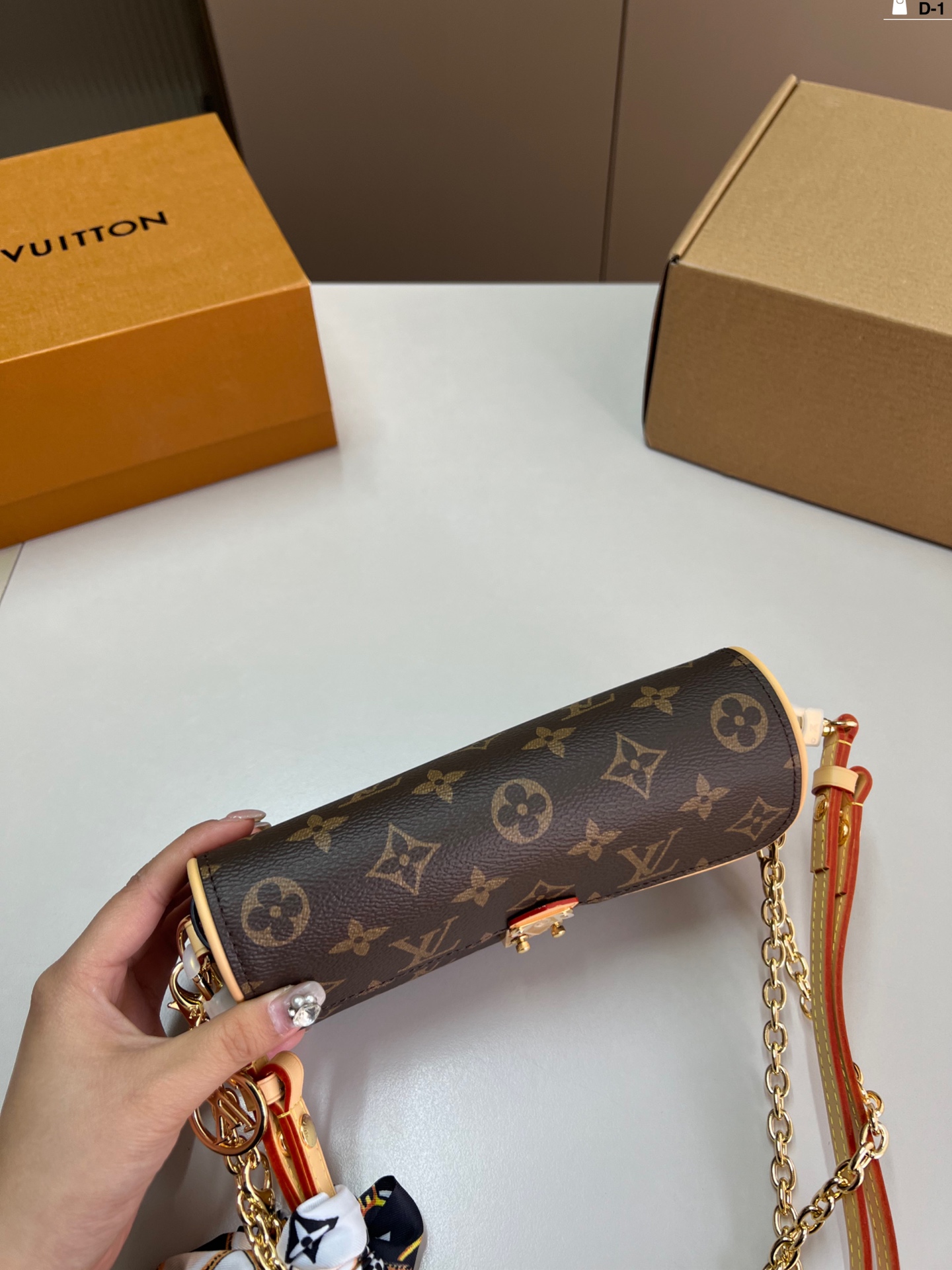 pochette camille