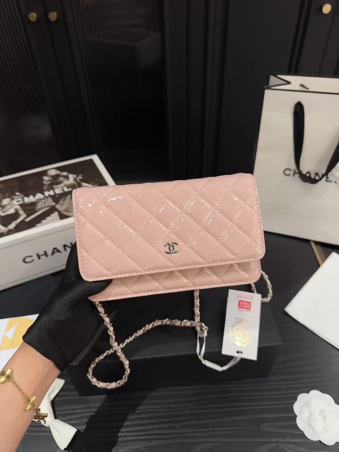 Chanel woc