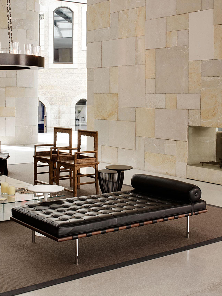 Italian minimalist Barcelona sofa bed, living room leather nap sofa bench, bedroom bedside bench, office study single bed.