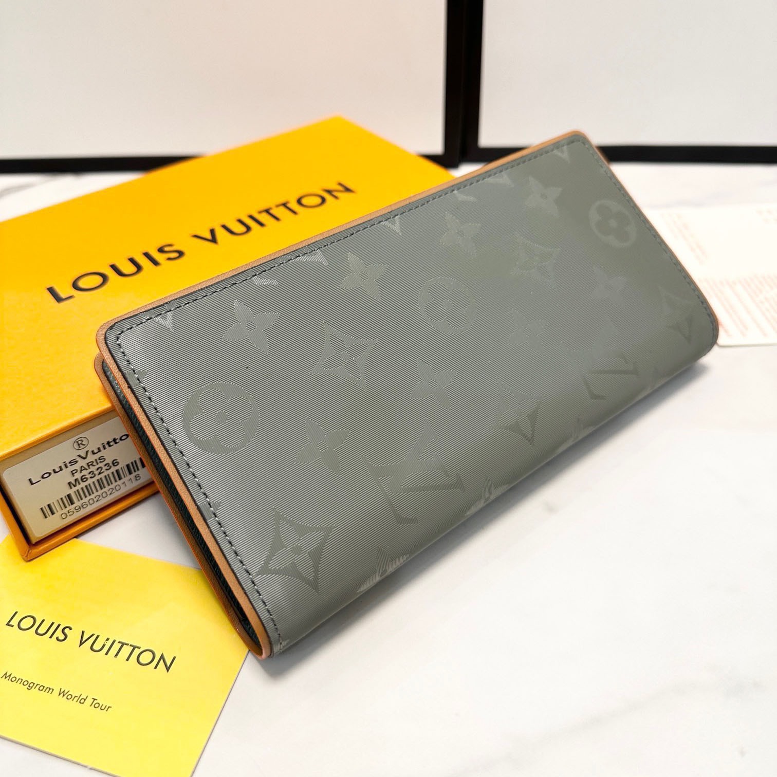 LV Classic Long Wallet V1502