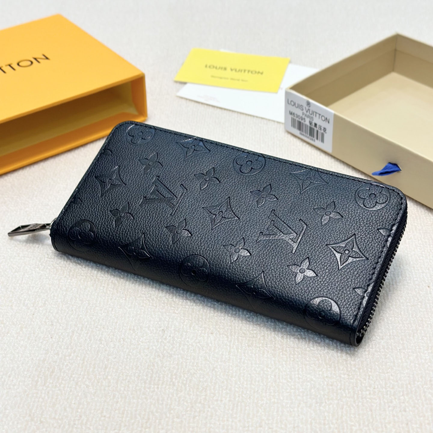 LV Men's Classic Monogram Long Wallet V1503