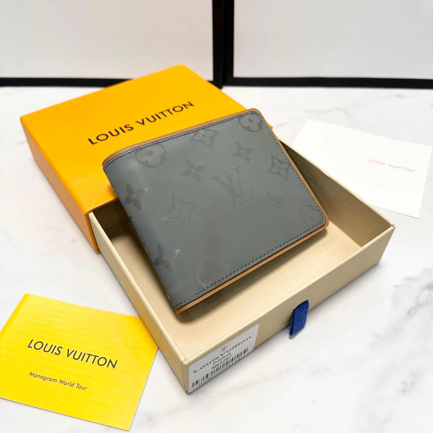 LV Classic Short Bifold Wallet V1501