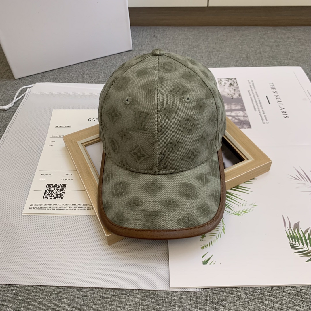 LV New Leather Edging Nostalgic Baseball Cap V1618