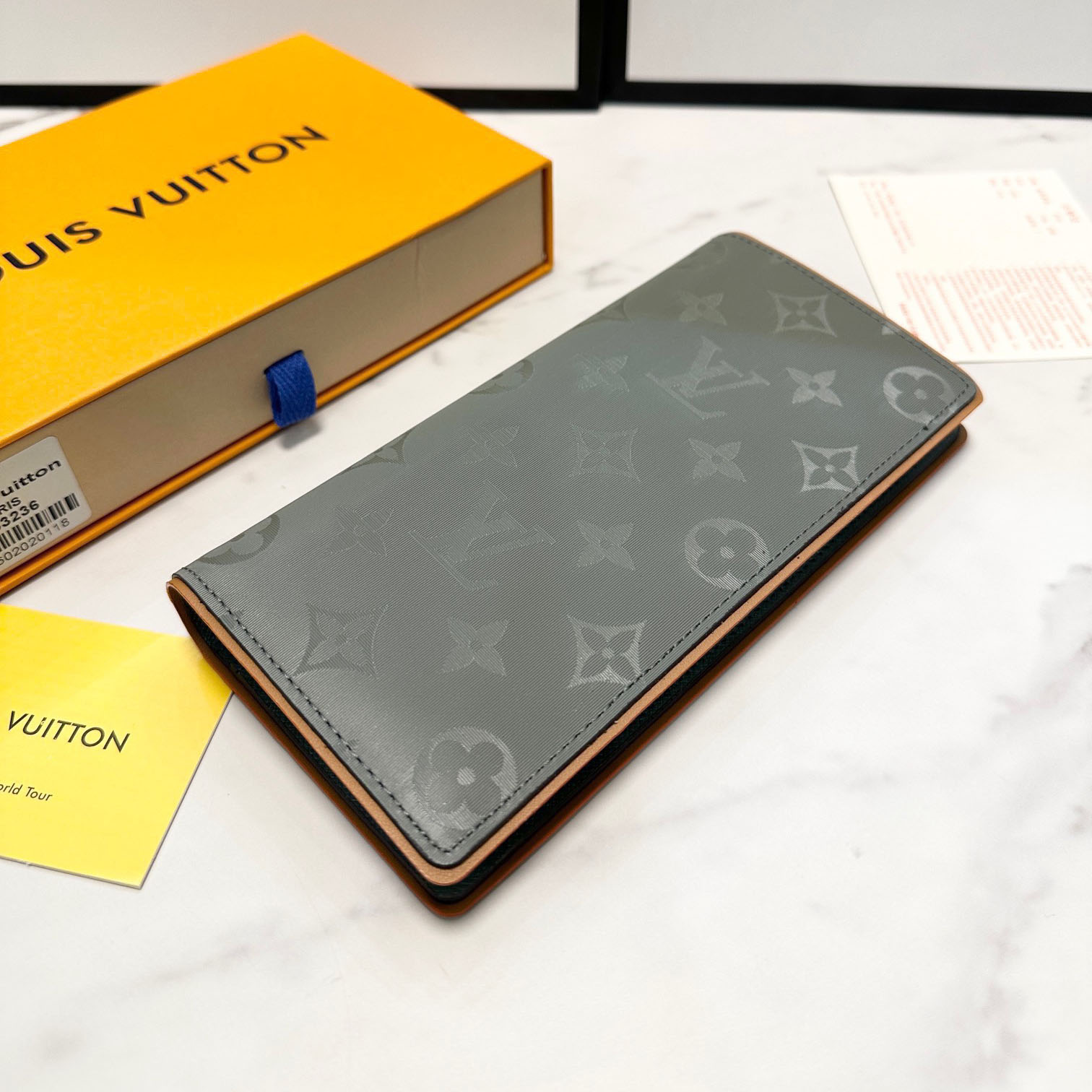 LV Classic Long Wallet V1502