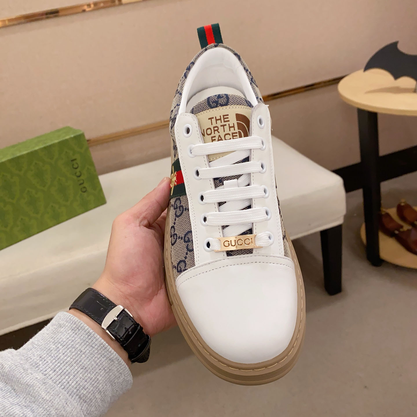 GG New Casual Flat Sneakers V1814